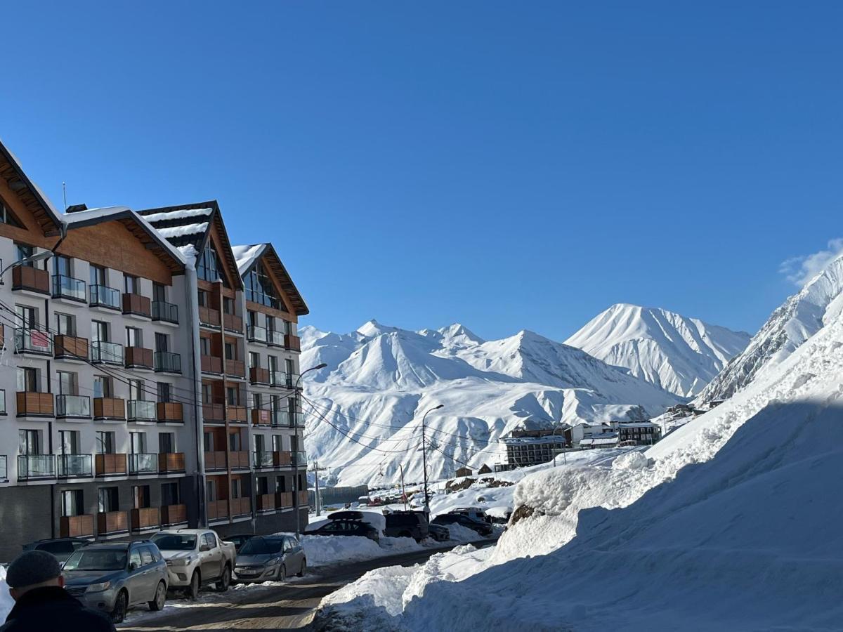 Twins Apartment Deluxe, New Гудаури Экстерьер фото