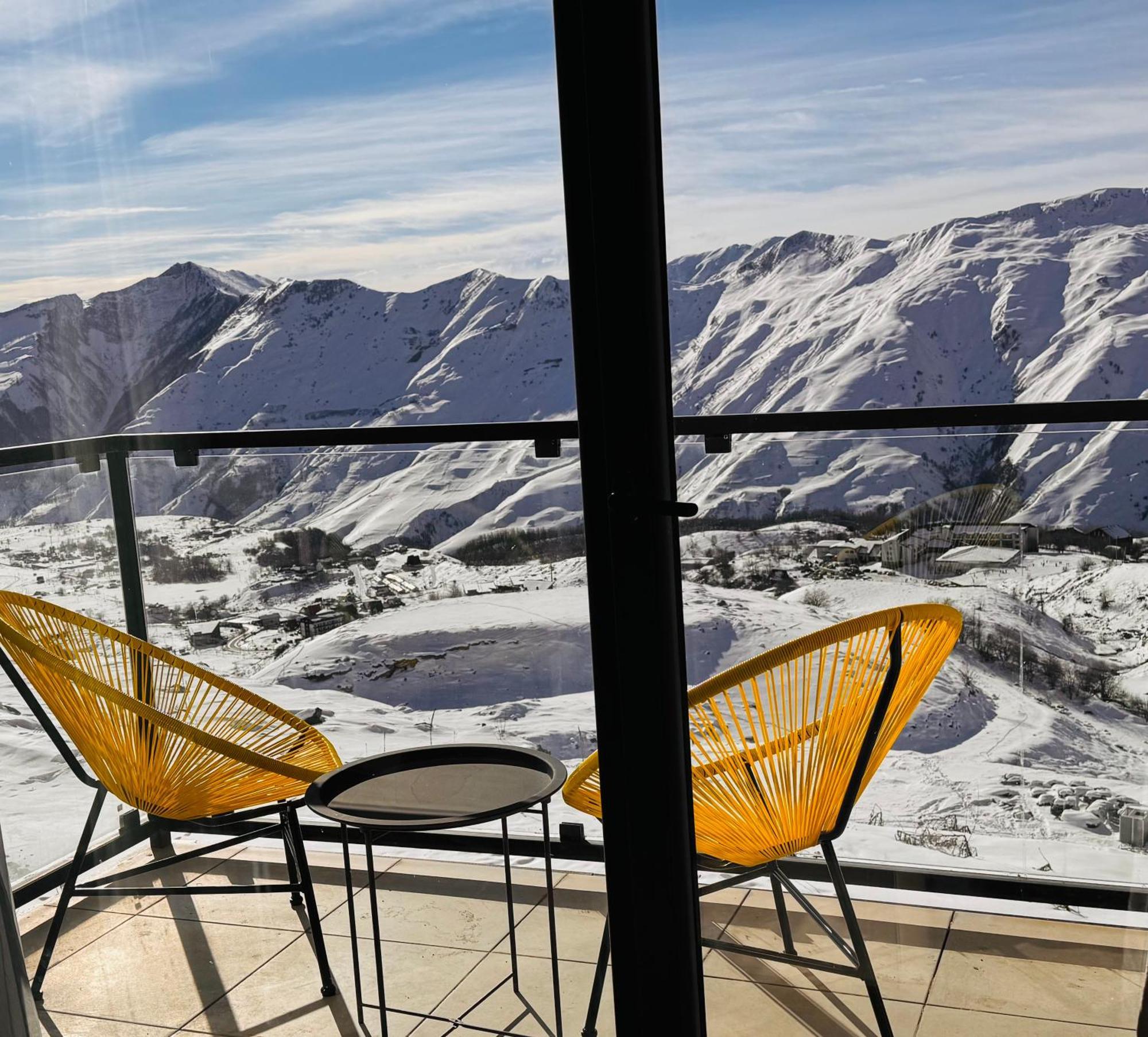 Twins Apartment Deluxe, New Гудаури Экстерьер фото